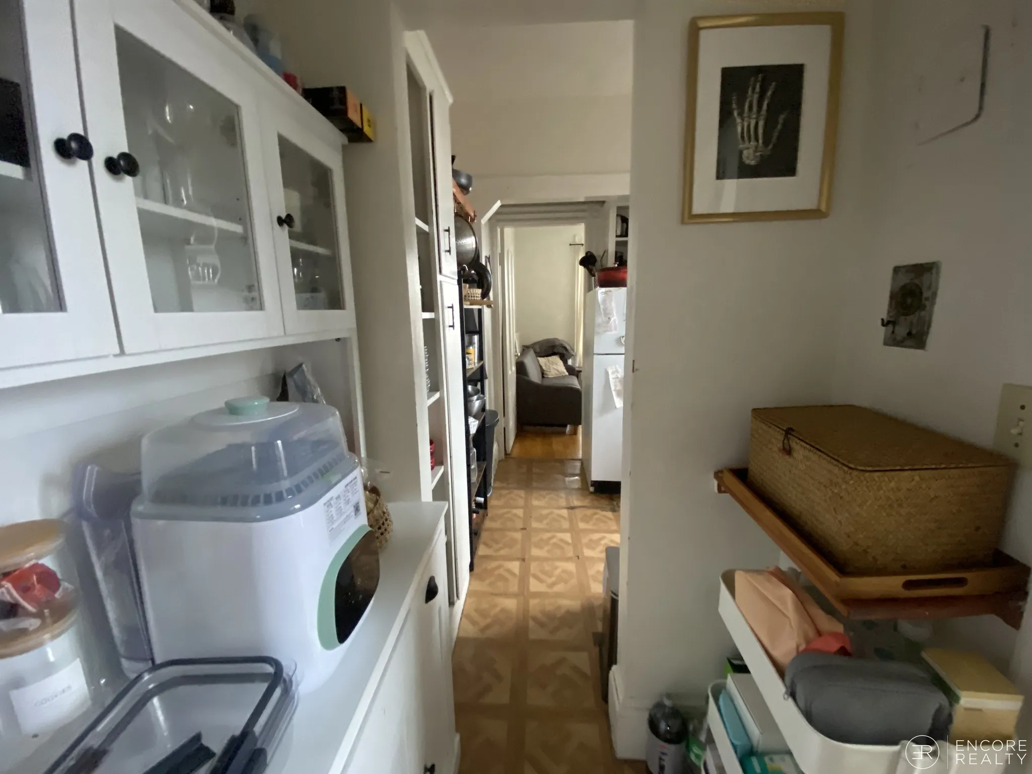 16 Davis Ave, Emerson Gardens