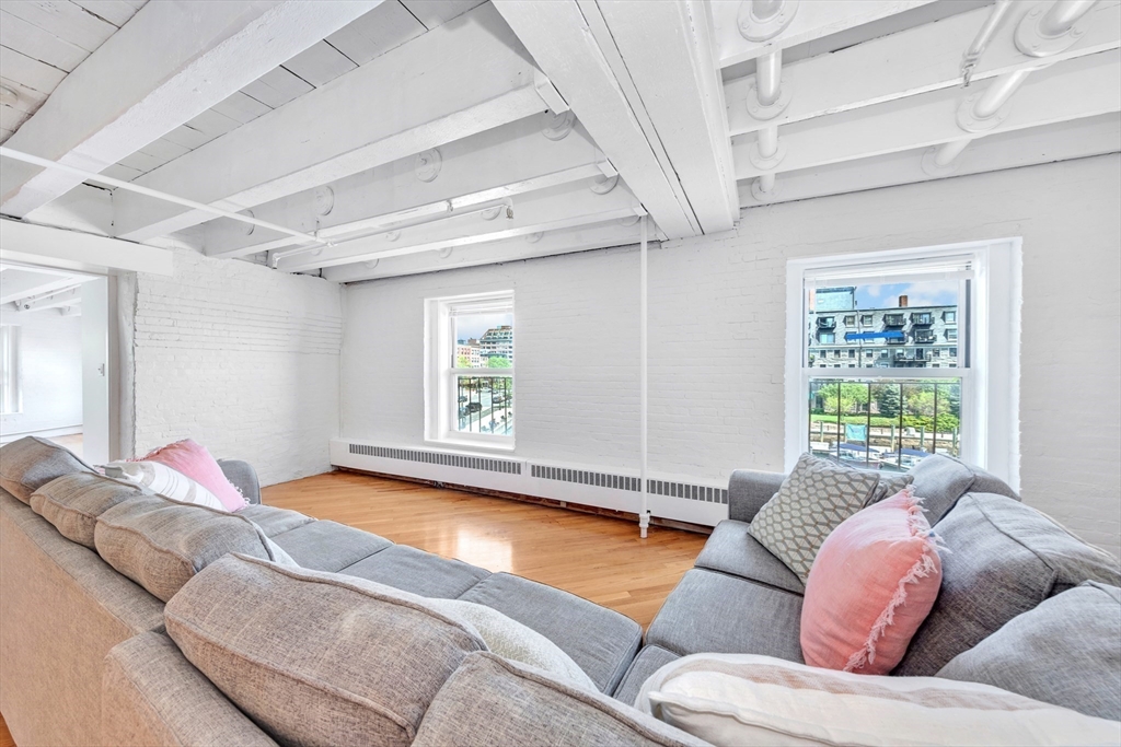 33 Commercial Wharf, Waterfront