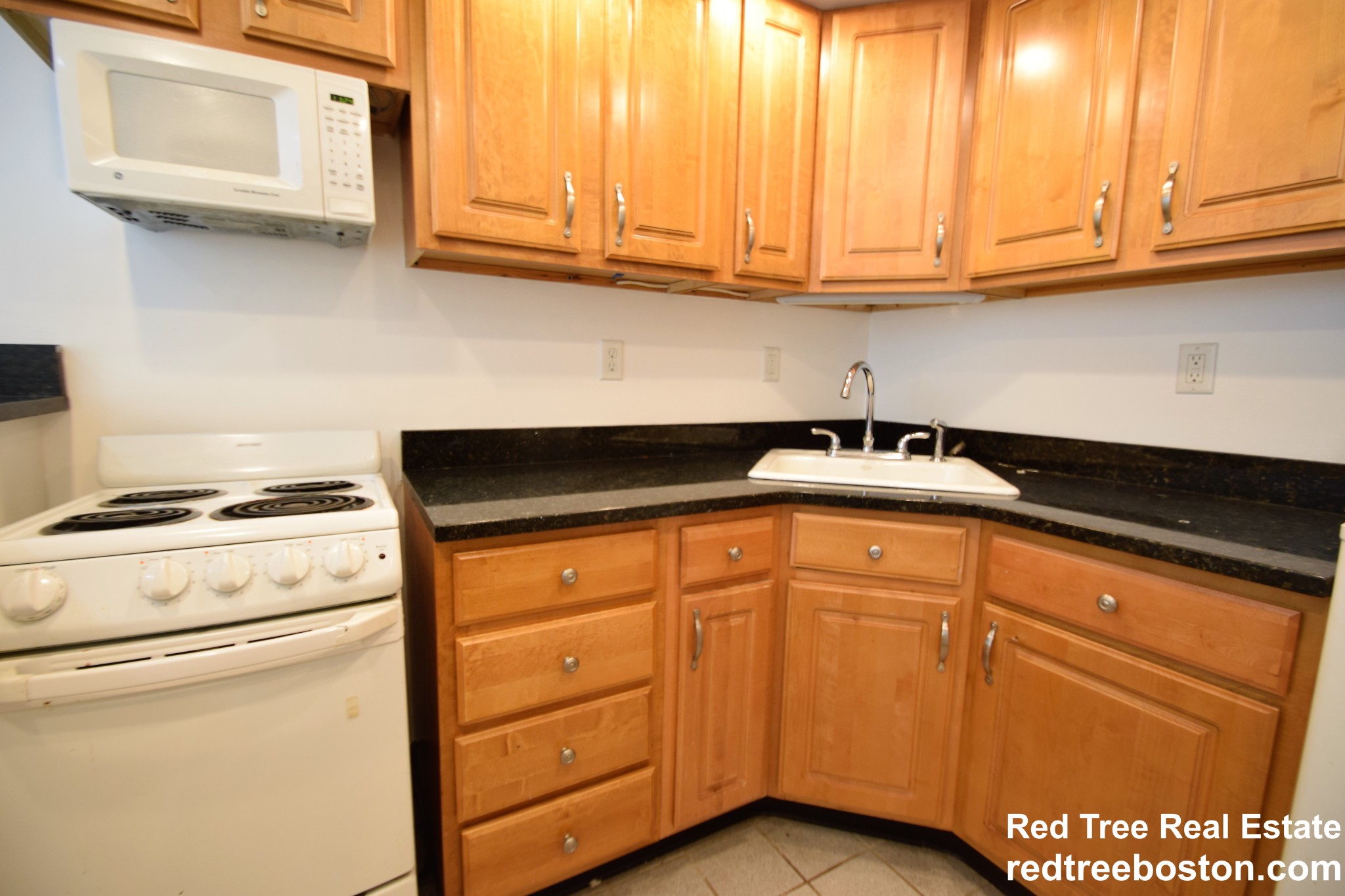 107 Queensberry St, Fenway