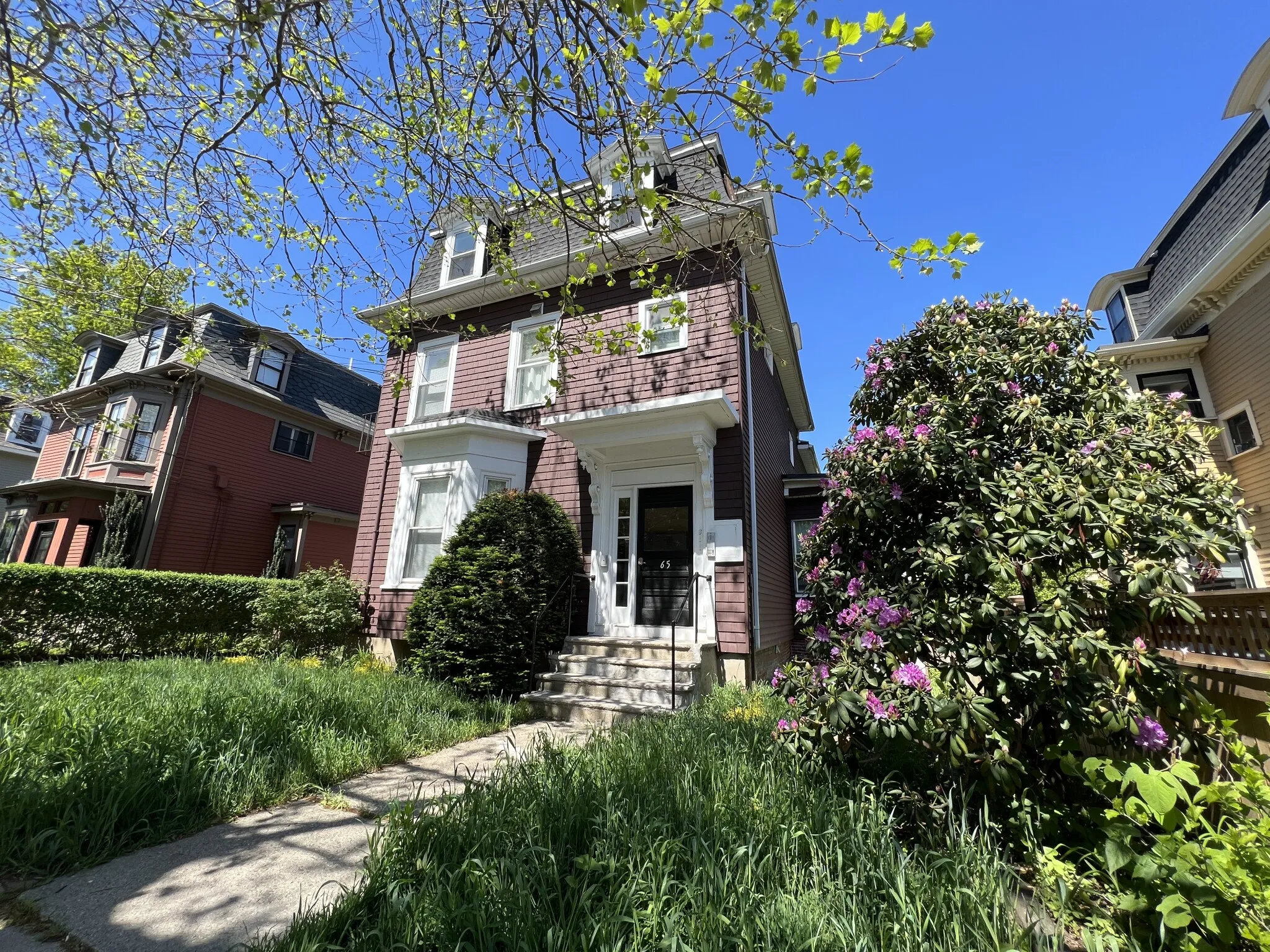 65 Walden St, Neighborhood Nine