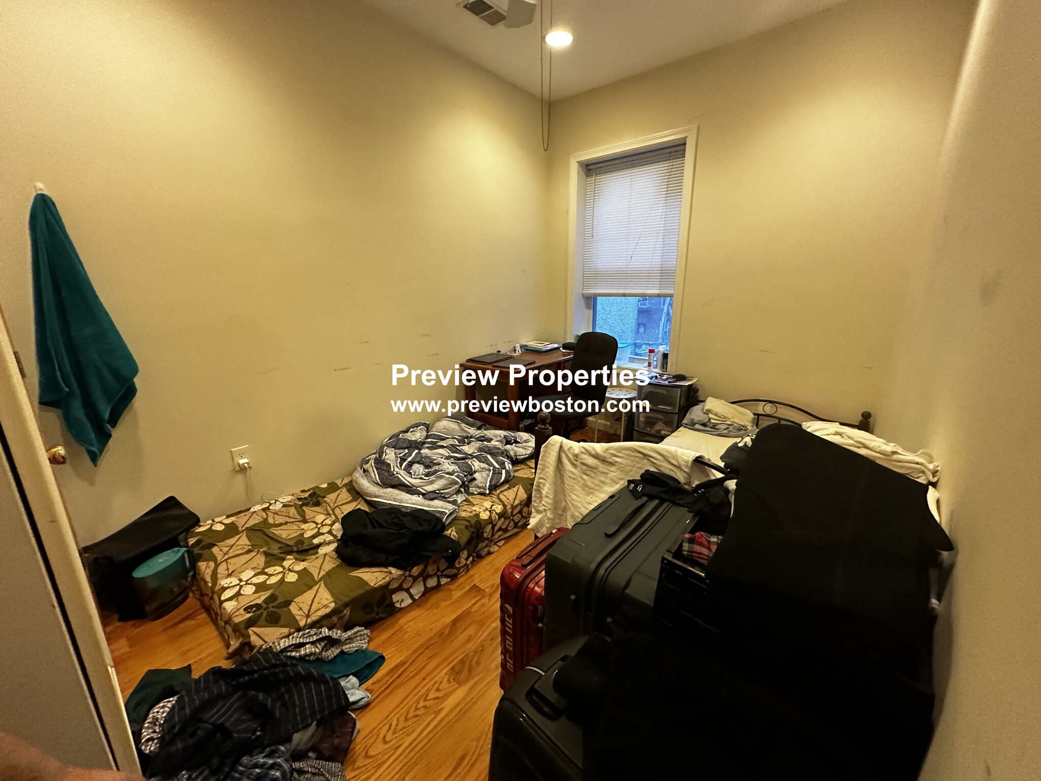 10 Moreland, Roxbury