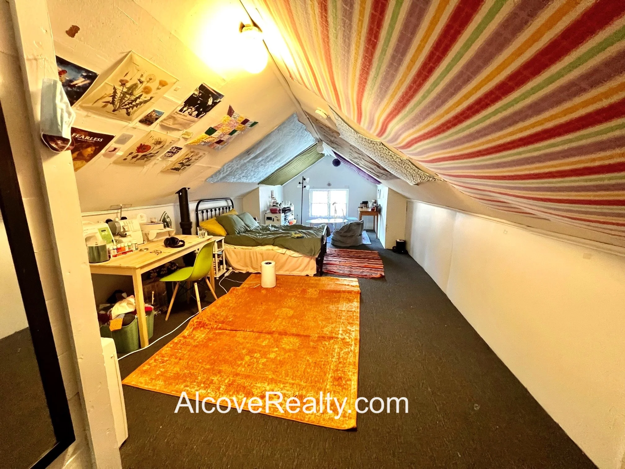 34 Leonard St, Tufts