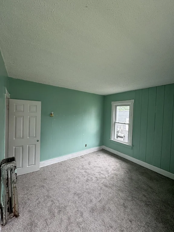 735 Belmont St, Springfield