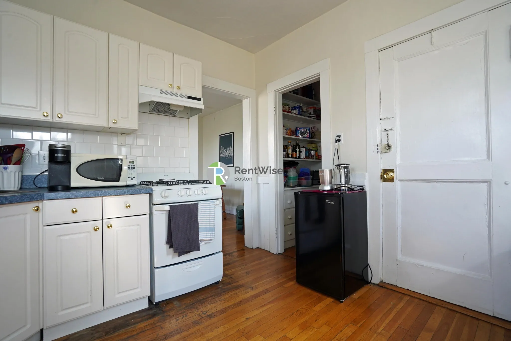 294 Harvard St, Mid-Cambridge