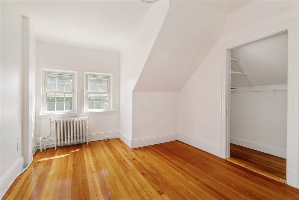 18 Newcastle Rd, Brighton