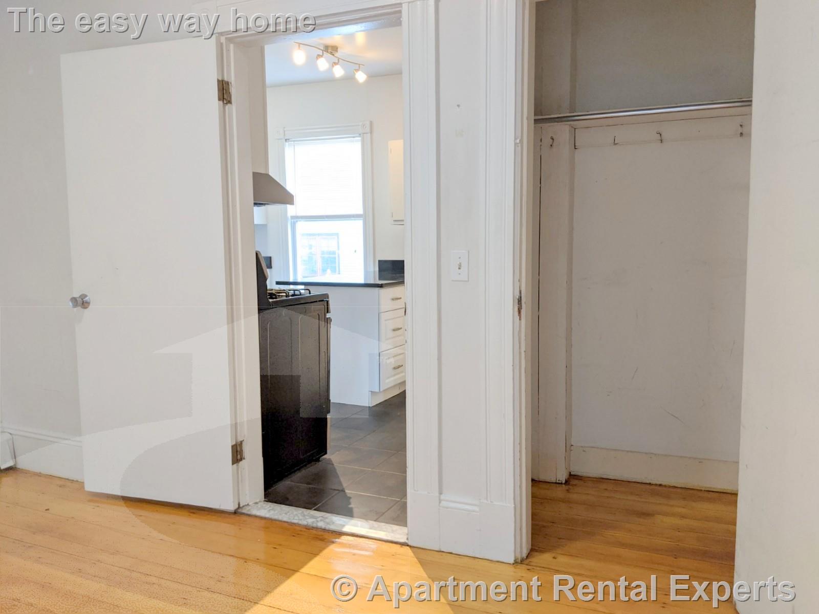 392 Washington St, Ward Two