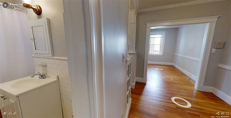 11 Gray St, Neighborhood Nine