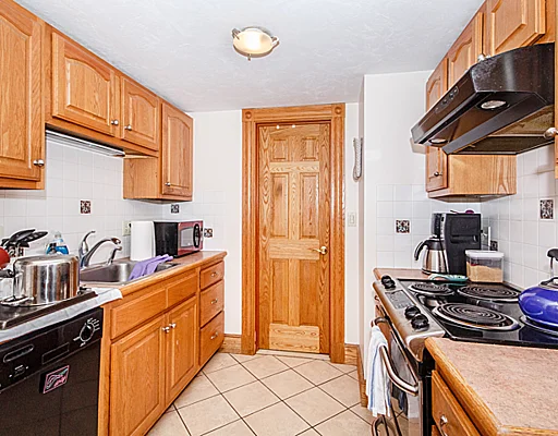 89 Myrtle St, Beacon Hill