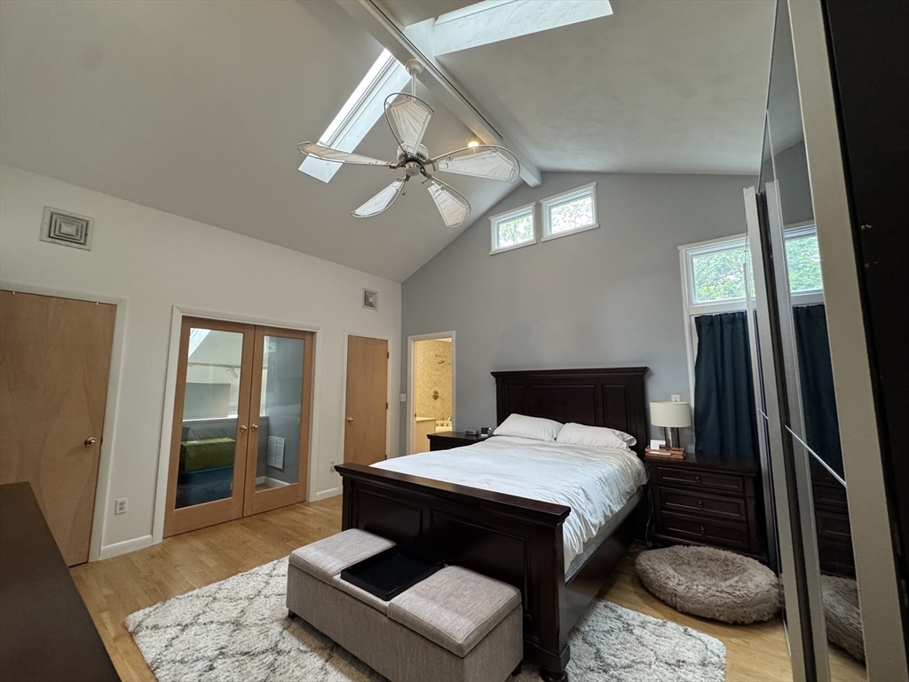 45 Dexter Rd, Newtonville