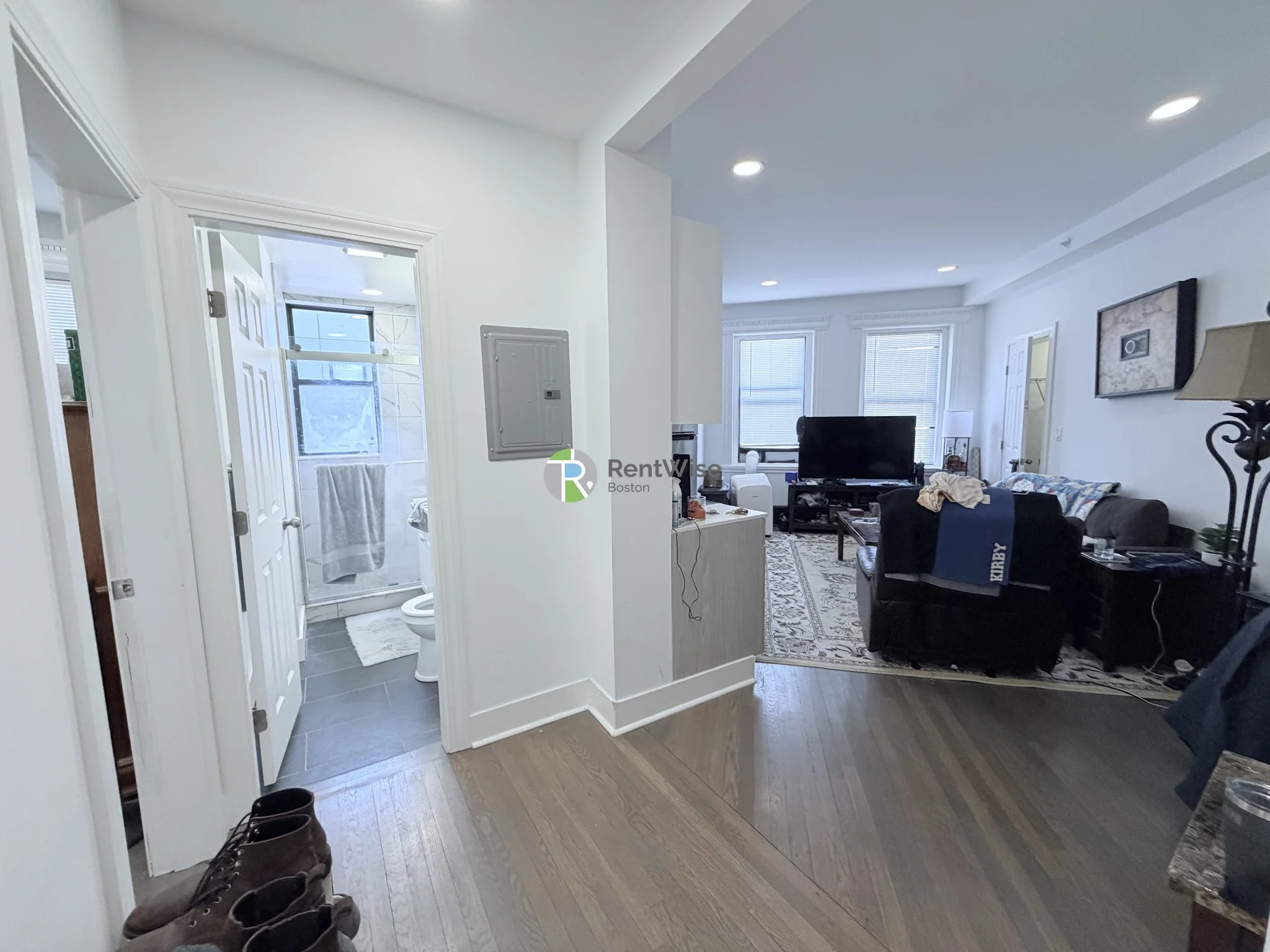 11 Queensberry St, Fenway