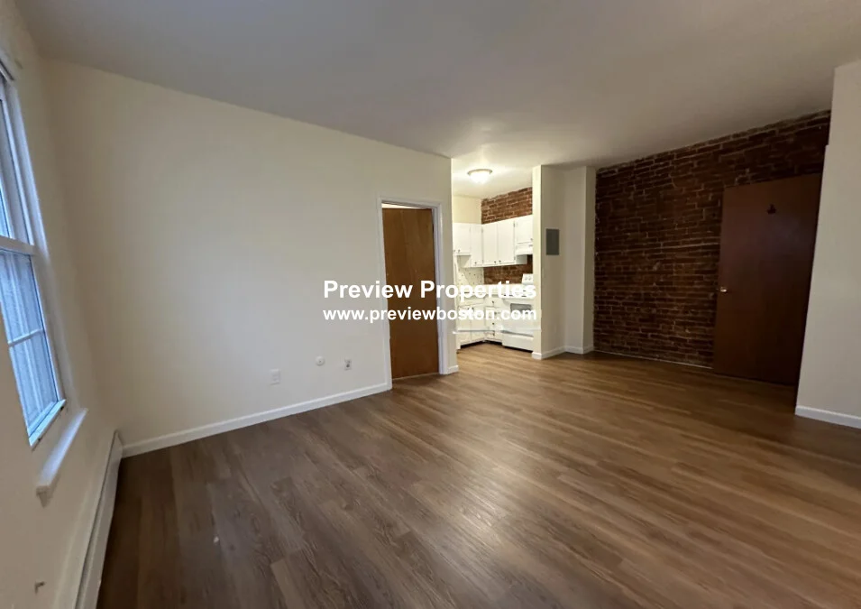 50 South Huntington Ave, Jamaica Plain