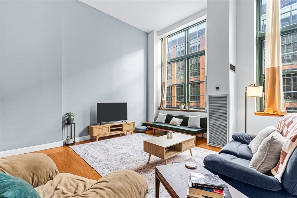 200 Market St, Lowell