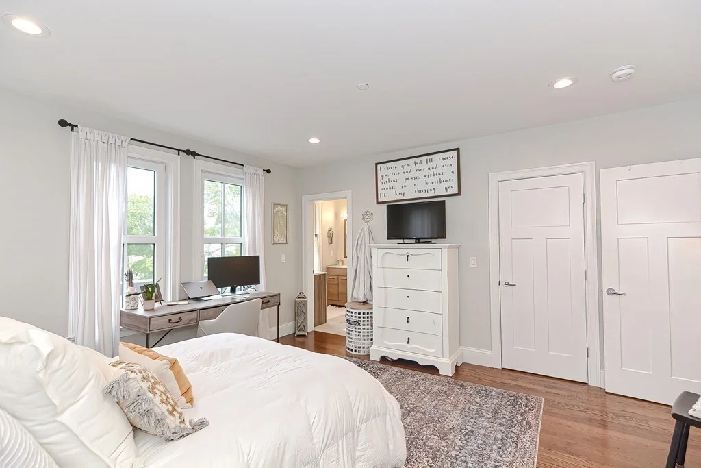52 River, Mattapan
