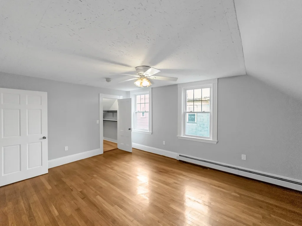 4 Buckley Ave, Jamaica Plain