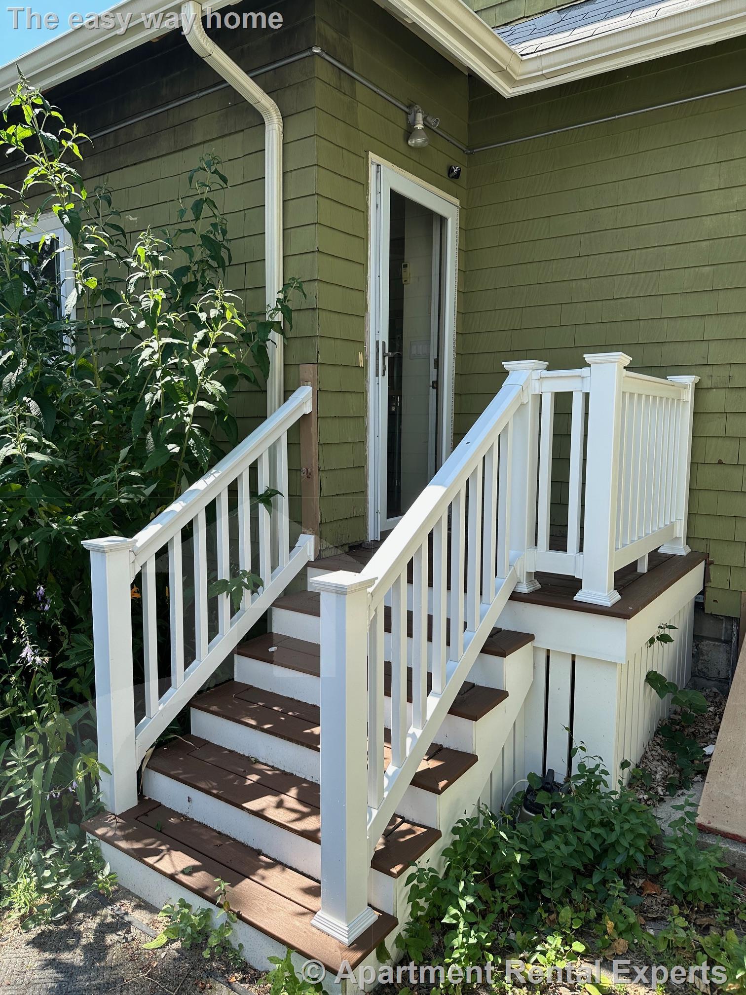 108 Bowdoin St, Tufts