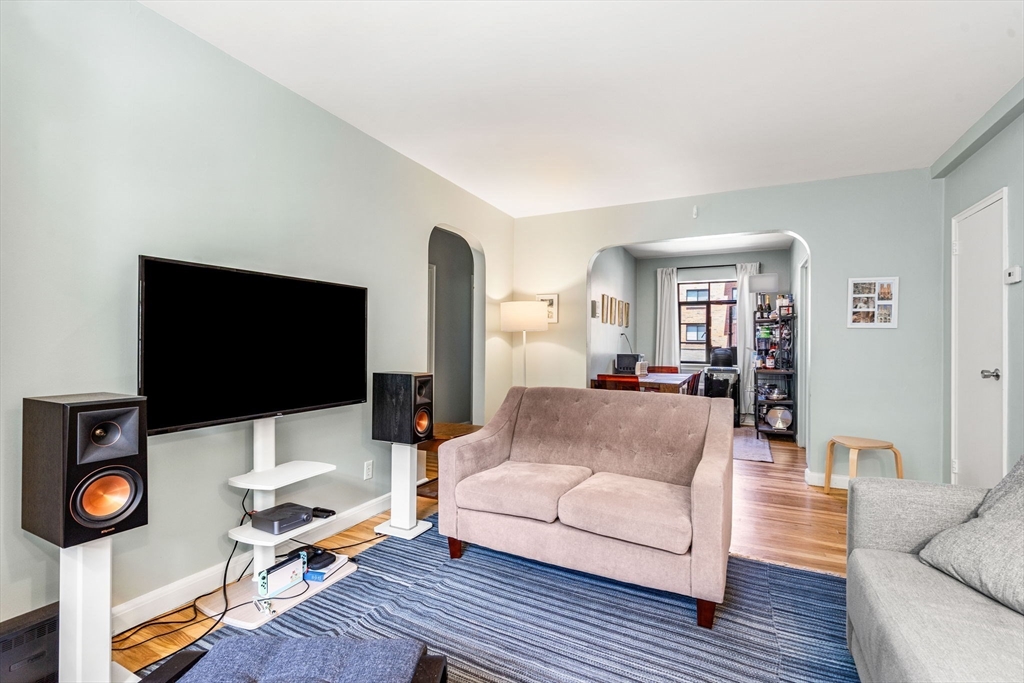 69 Strathmore, Brighton