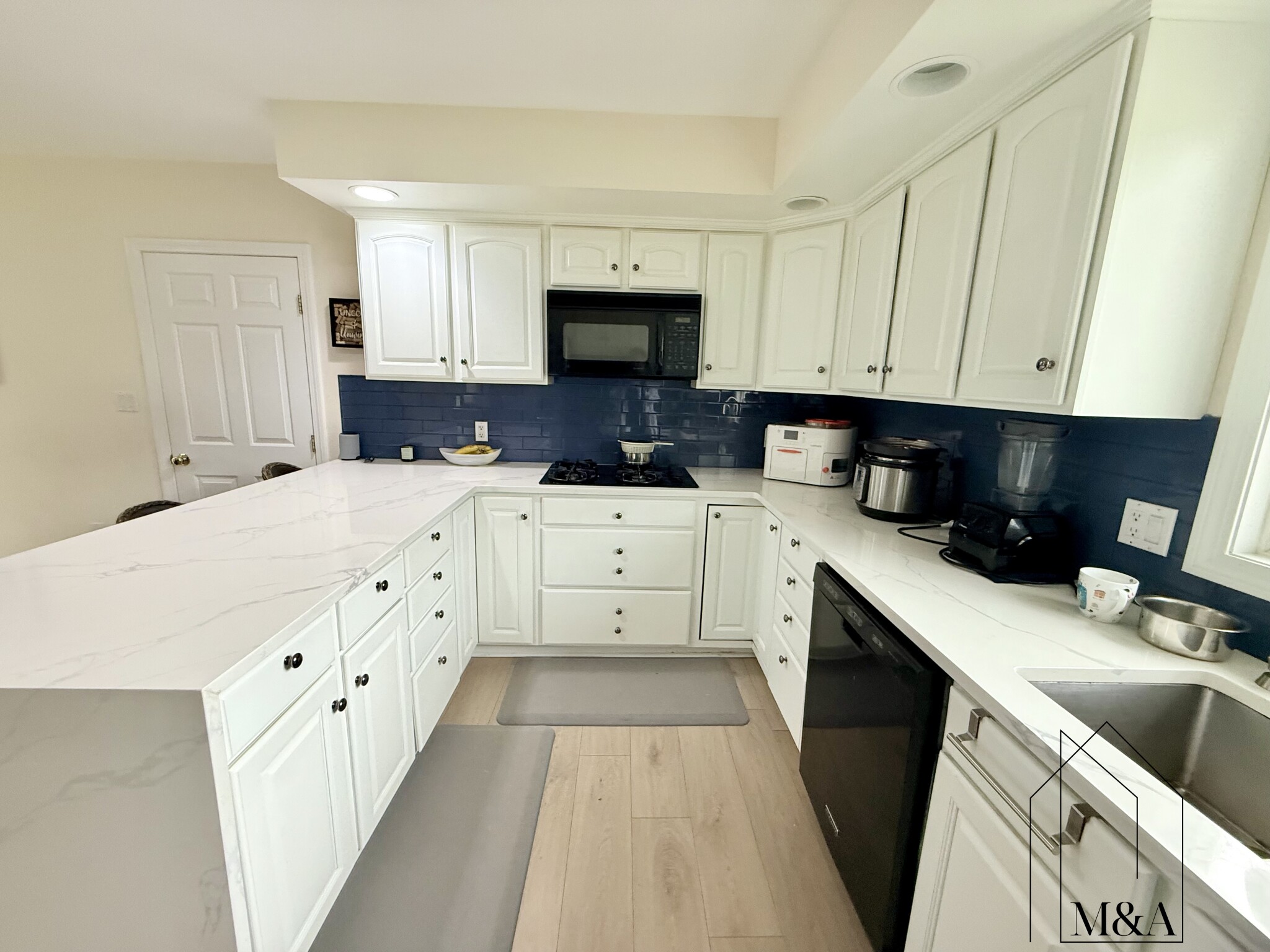 16 Avery Path, Oak Hill