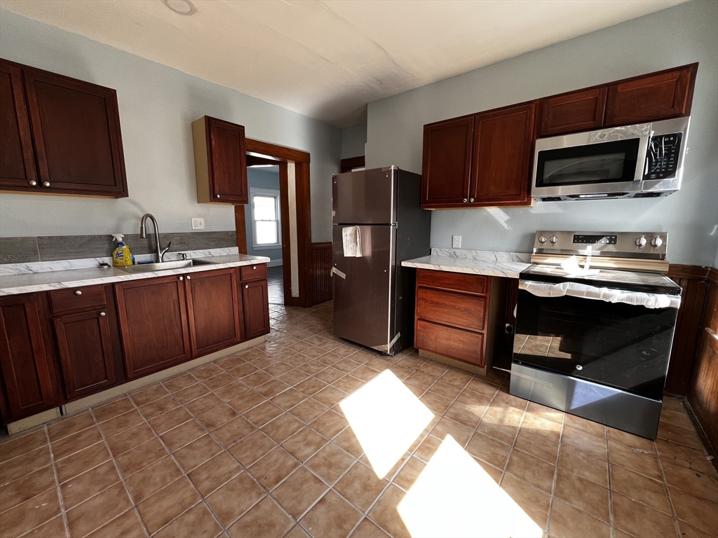37 Bexley Rd, Boston