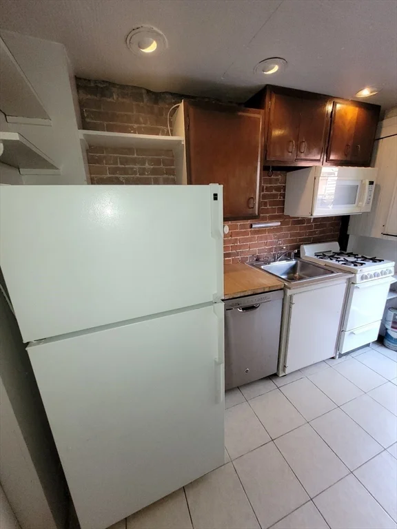 281 Shawmut Ave, South End