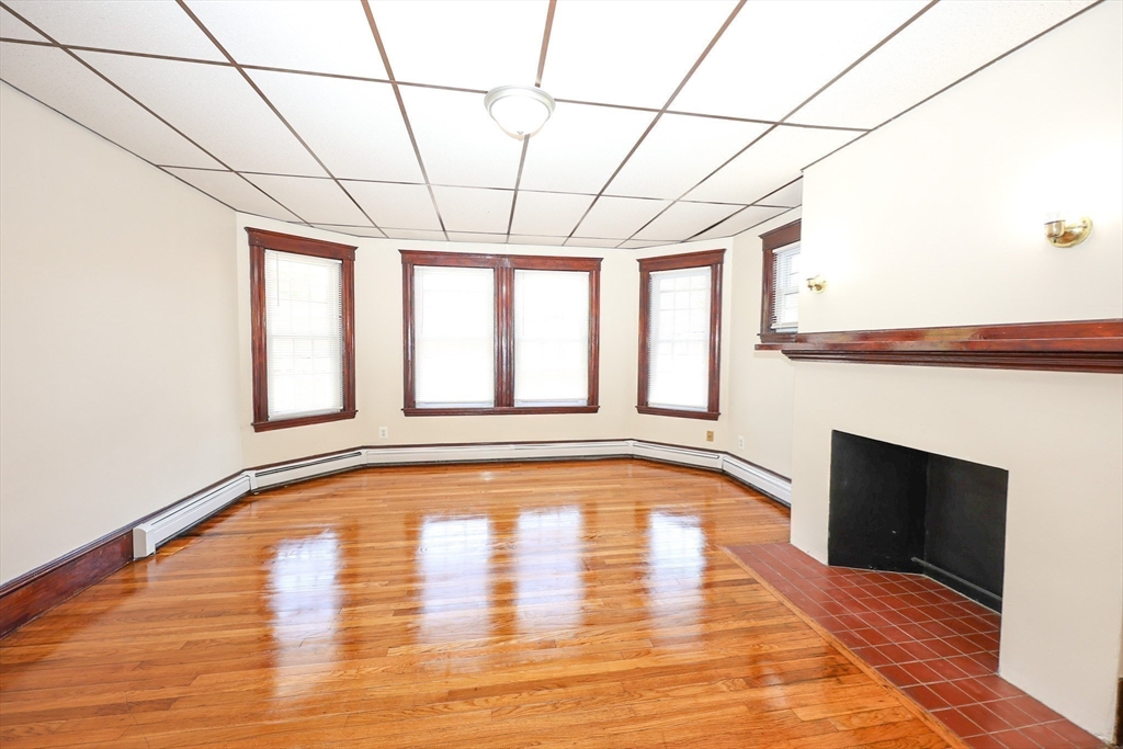 18 Pacific St, Rockland