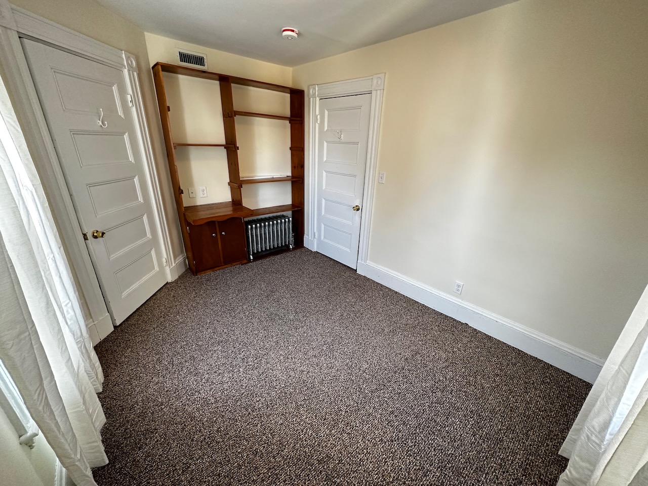 53 Hopedale St, Allston