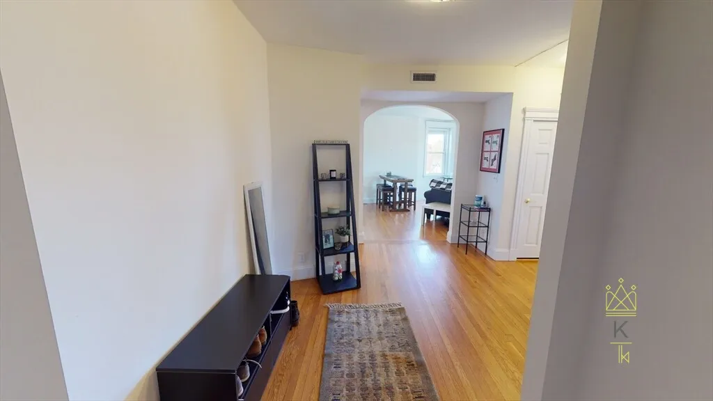 210 Winthrop Rd, Aspinwall Hill