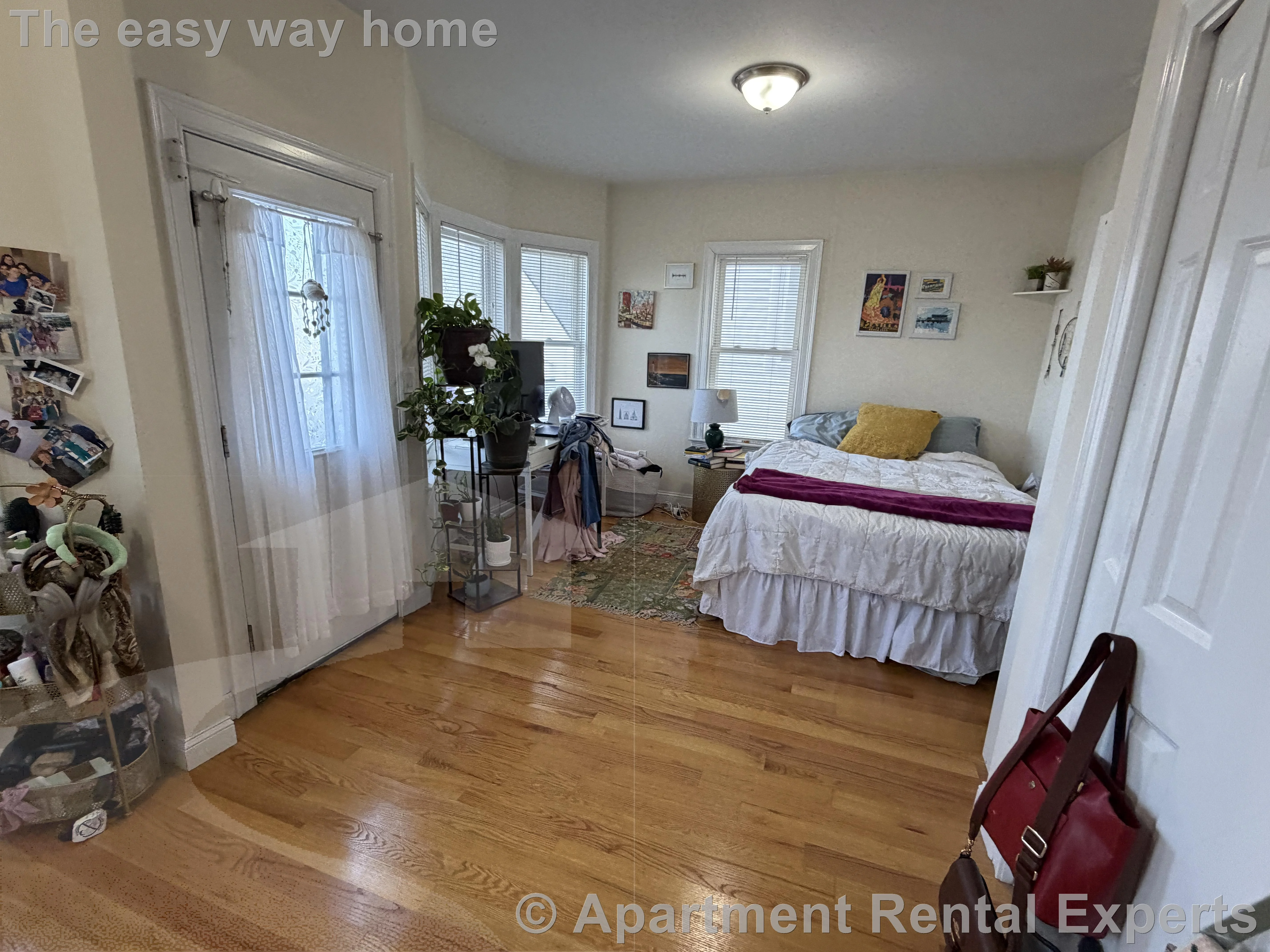 537 Main St, Magoun Square
