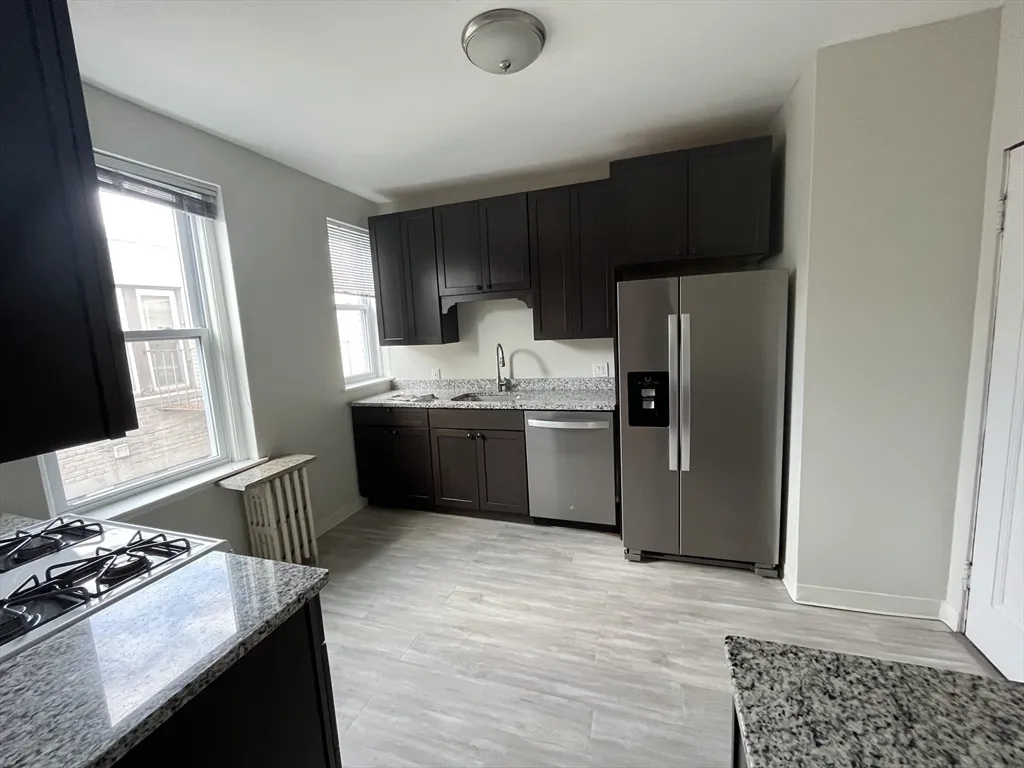 2035 Commonwealth Ave, Brighton