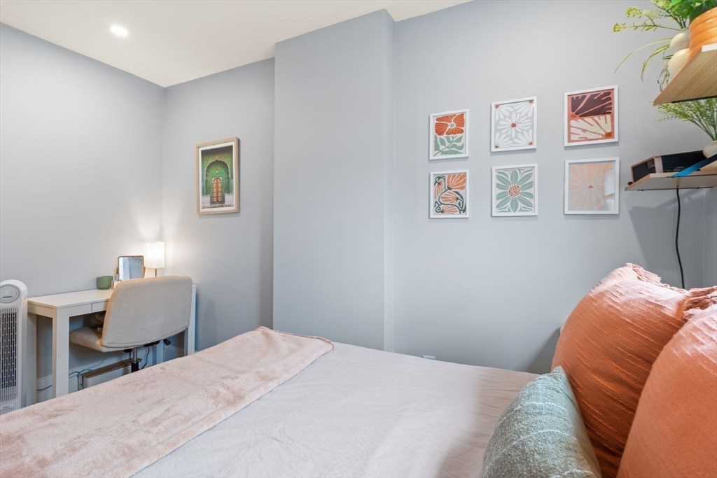 279 Gold St, South Boston