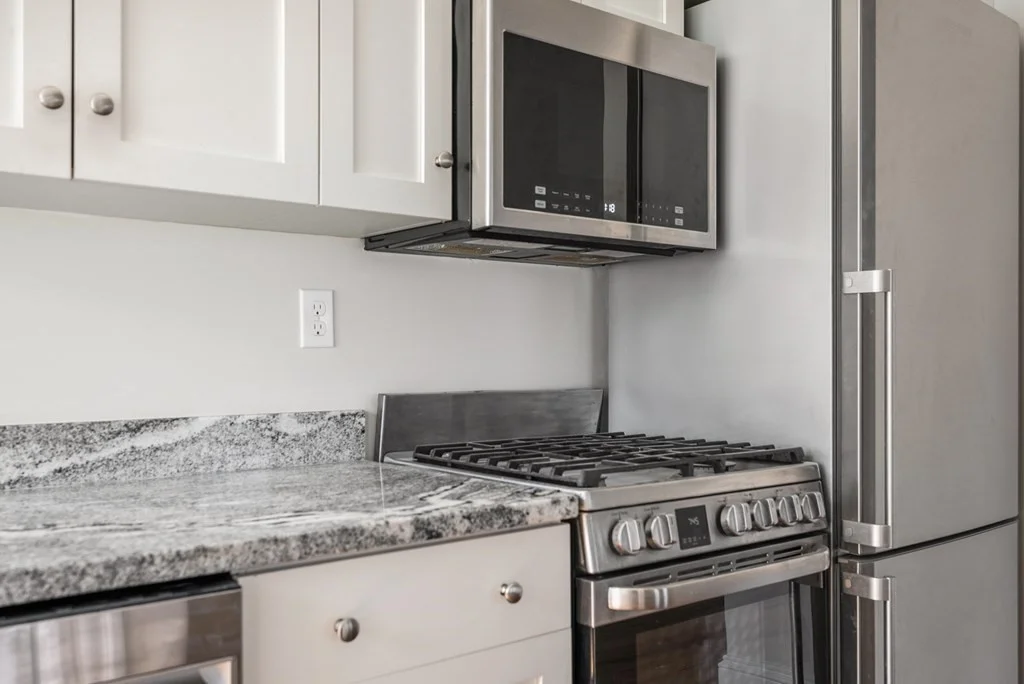 34 Henry St, Everett