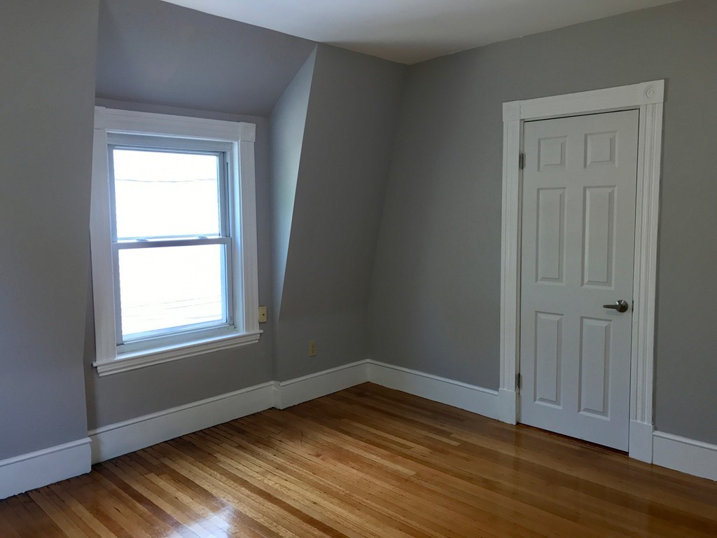 30 Touro Ave, Tufts University