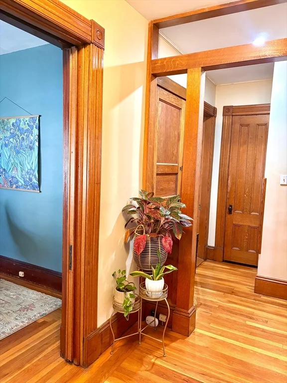 104 Saint James Ave, Holyoke