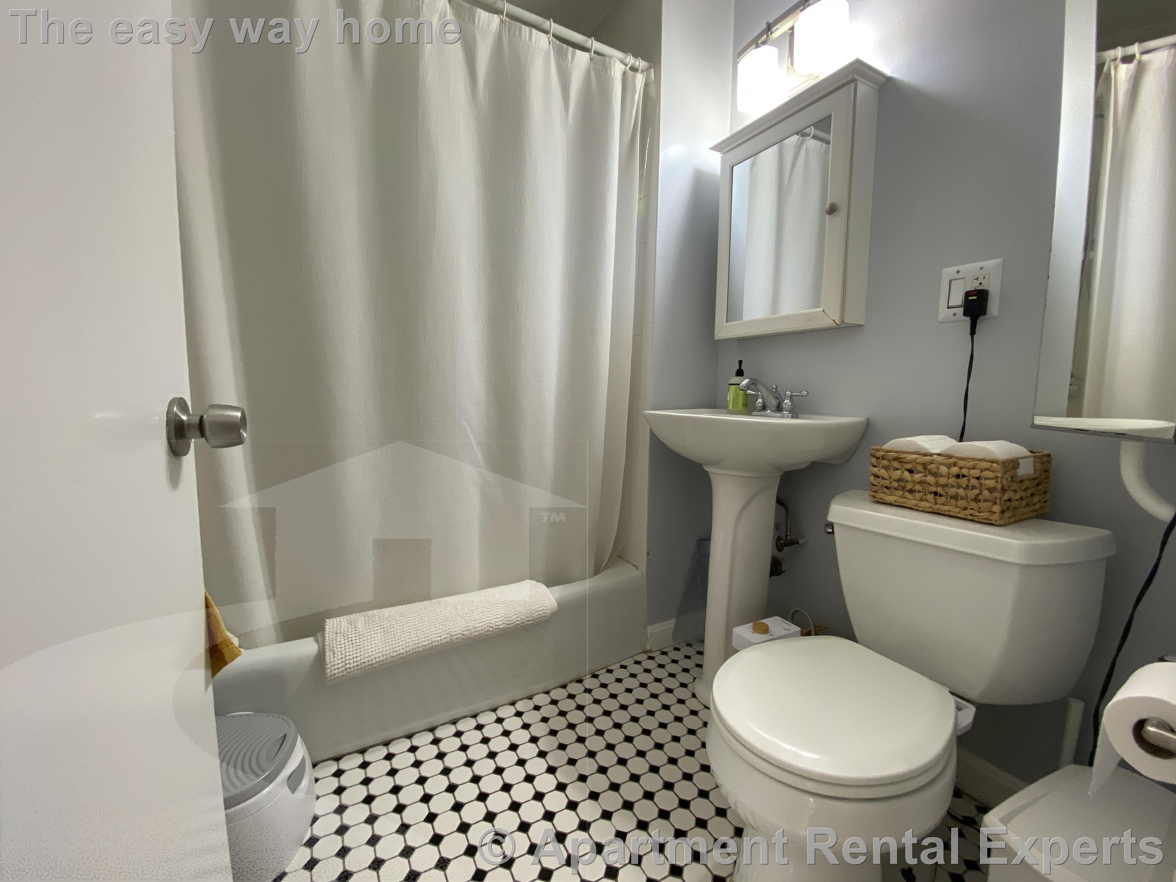 25 Kenwood St, Cambridgeport