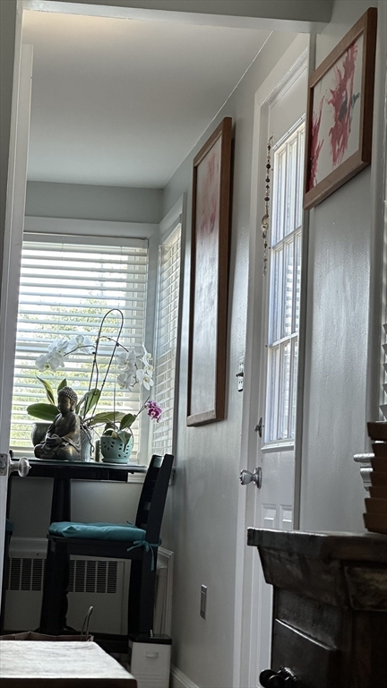 34 Brookline Ave Winter, Hull