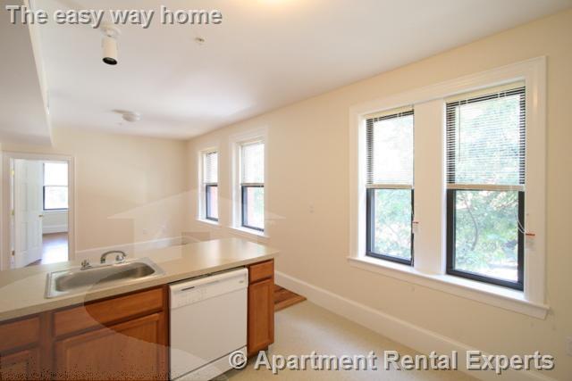 881 Massachusetts Ave, Central Square