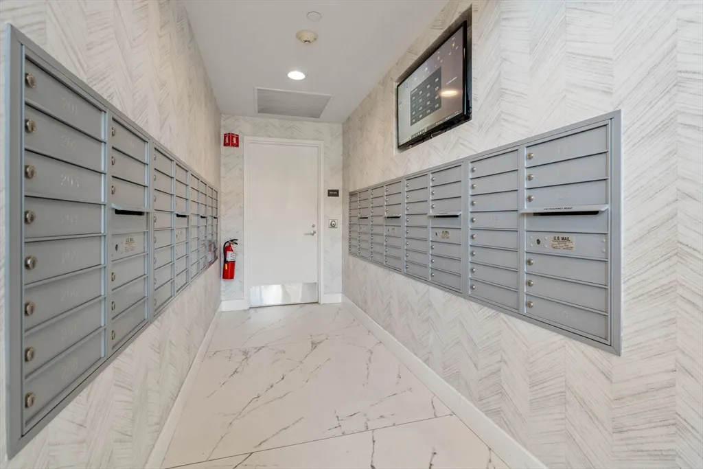 45 West 3rd St, South Boston