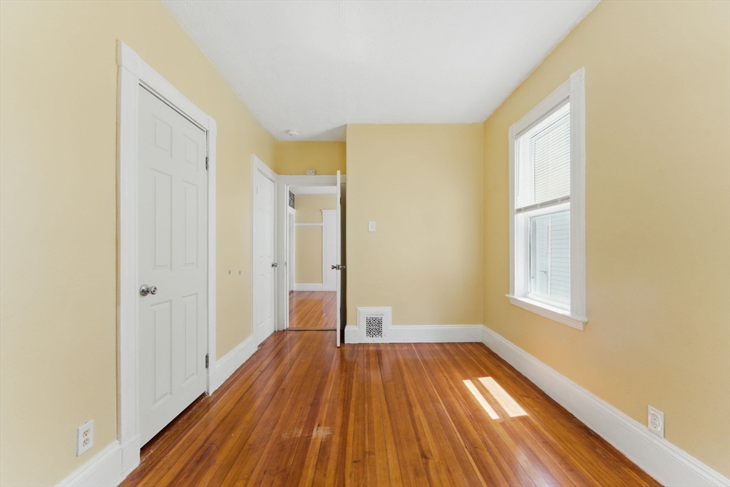 17 Hillsboro, Boston
