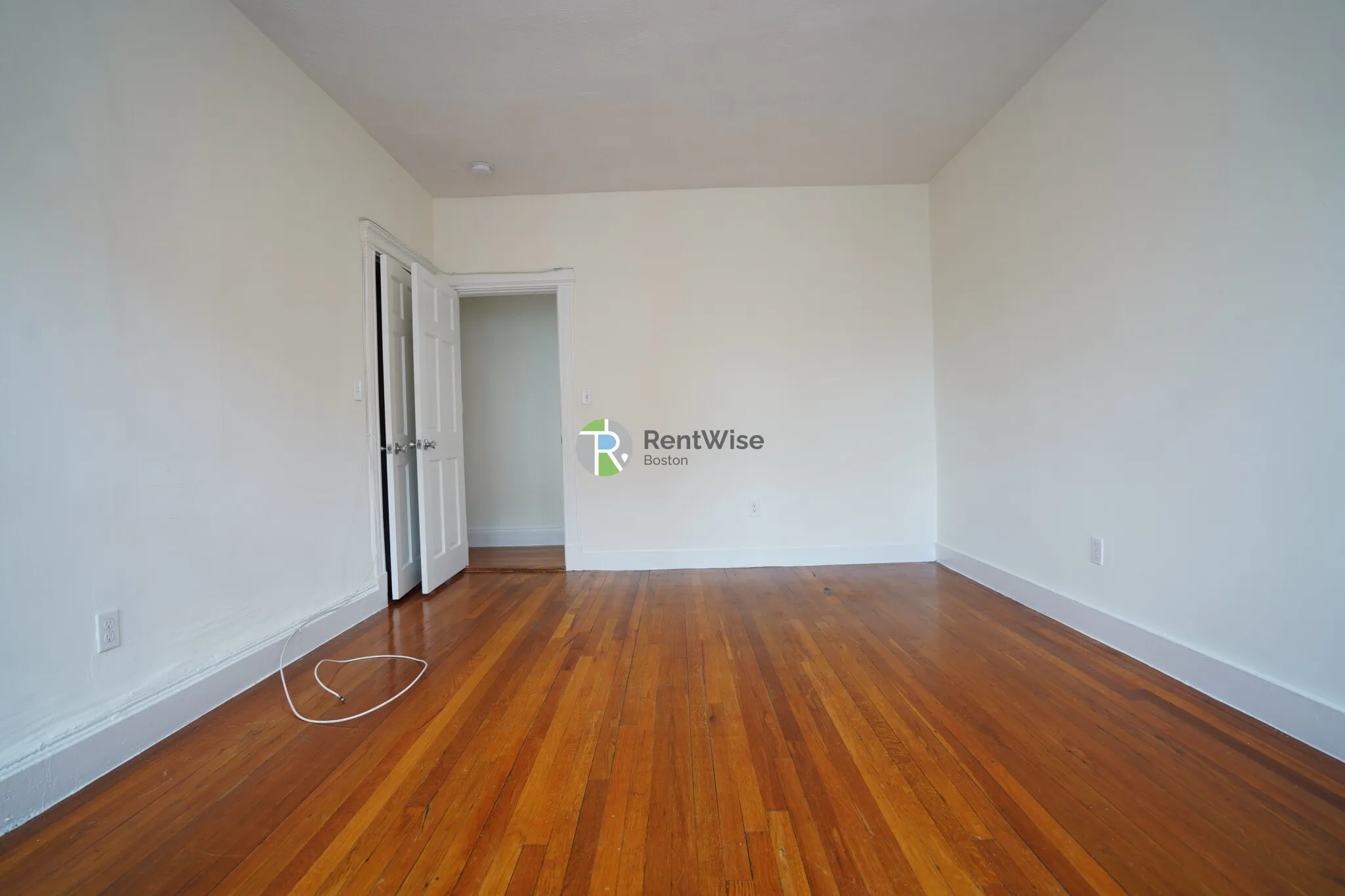 82 Brainerd Rd, Allston