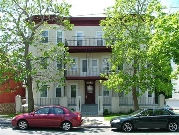 100 Quincy Ave, Winthrop