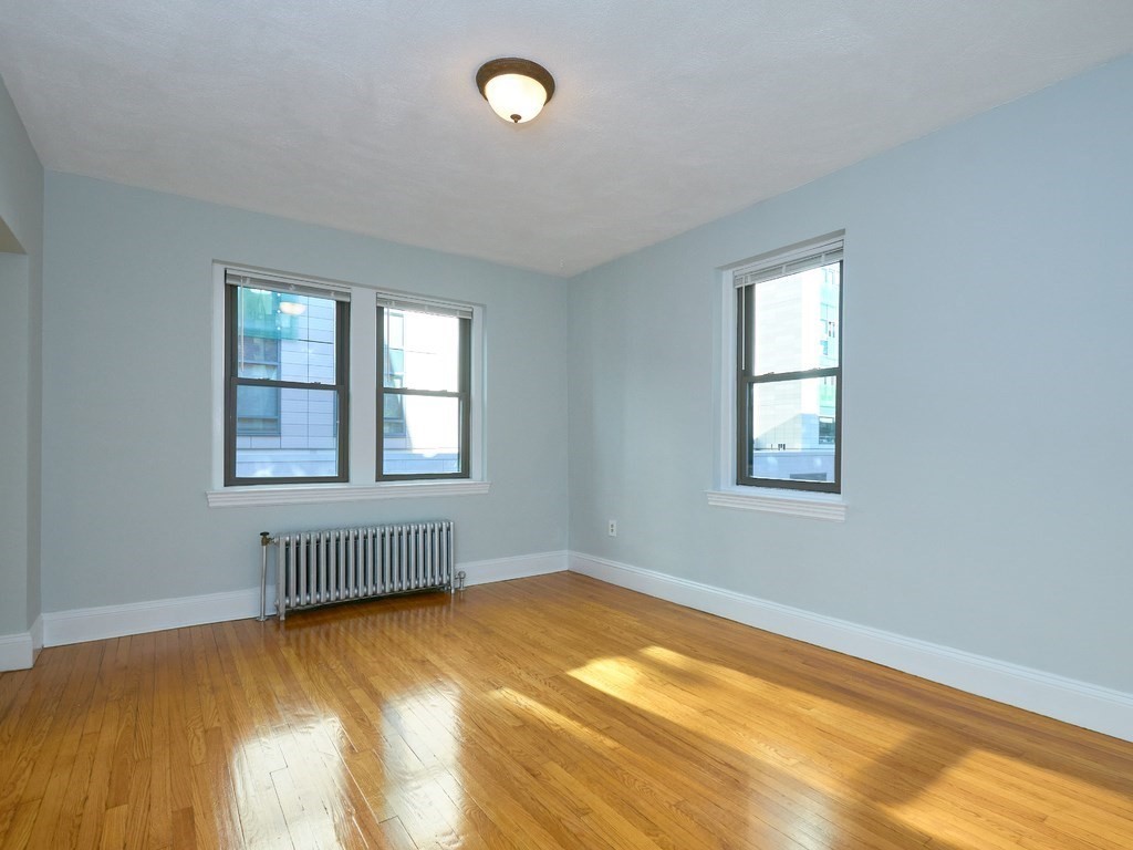 82 Jersey St, Fenway