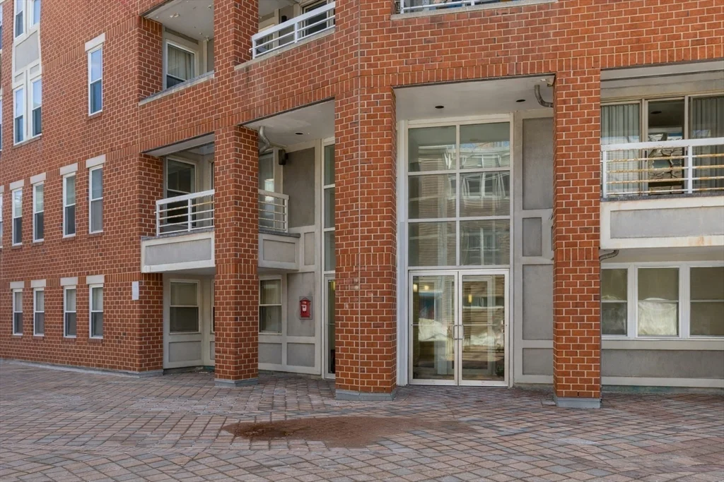 20 Chestnut, Cambridgeport