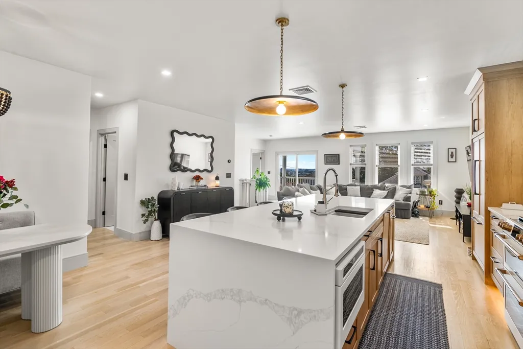 29 S Munroe Ter, Dorchester