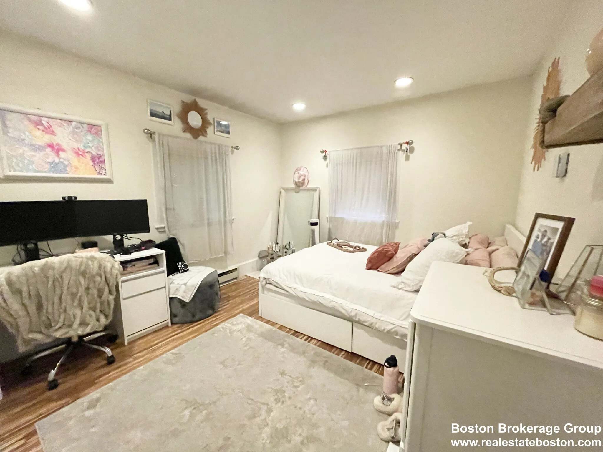 386 East 8th St, South Boston