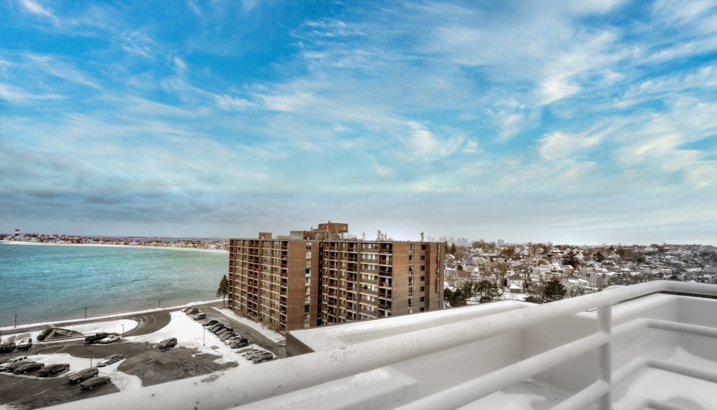 3 Seal Harbor Rd, Winthrop