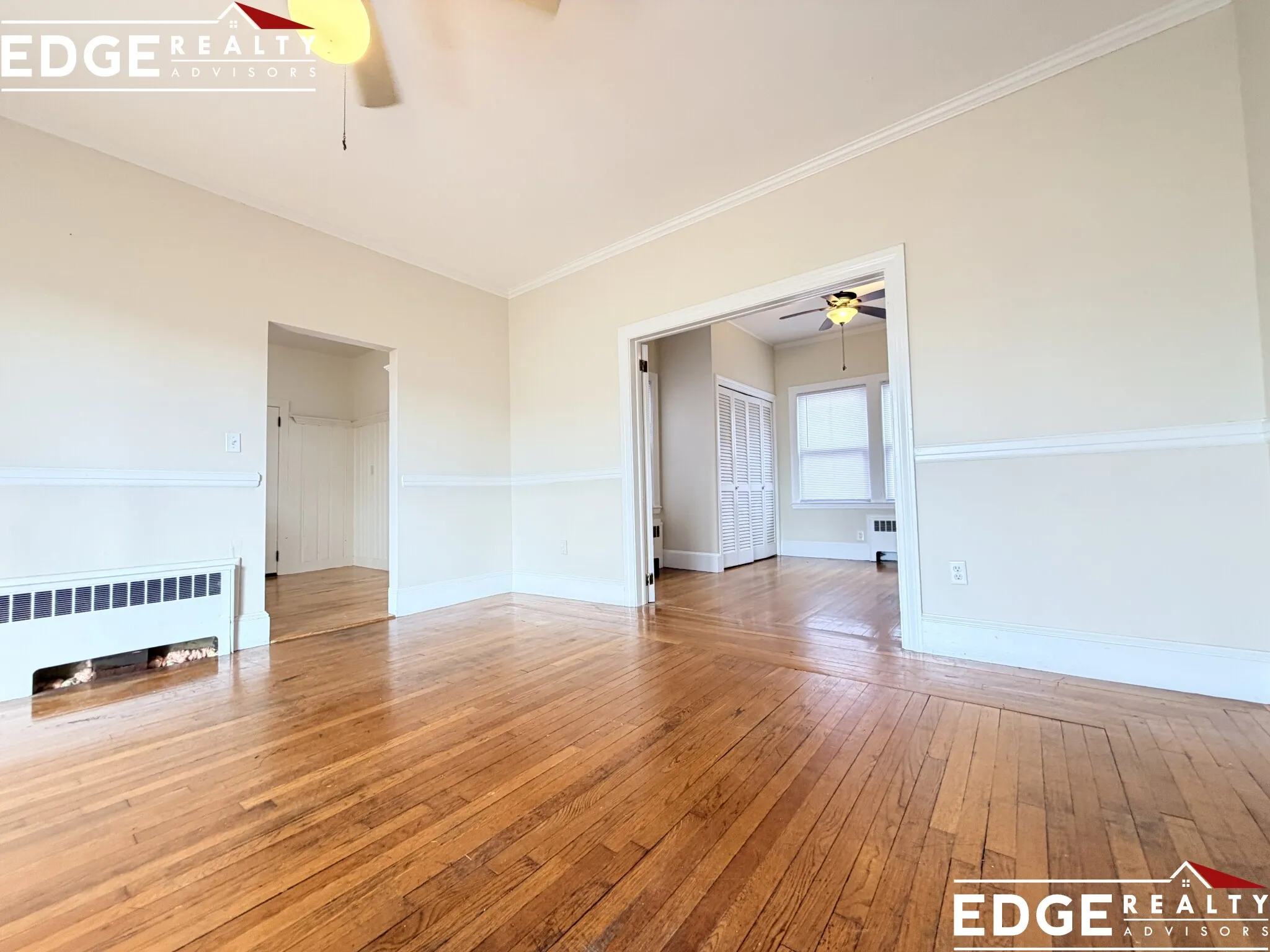 1 Allen Rd, Oak Square