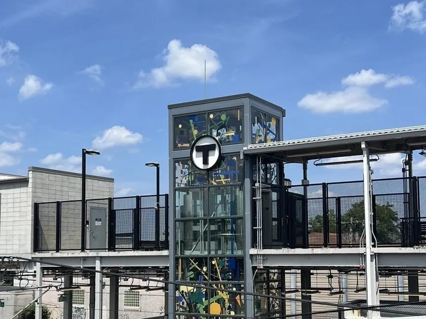 543 Broadway, Magoun Square