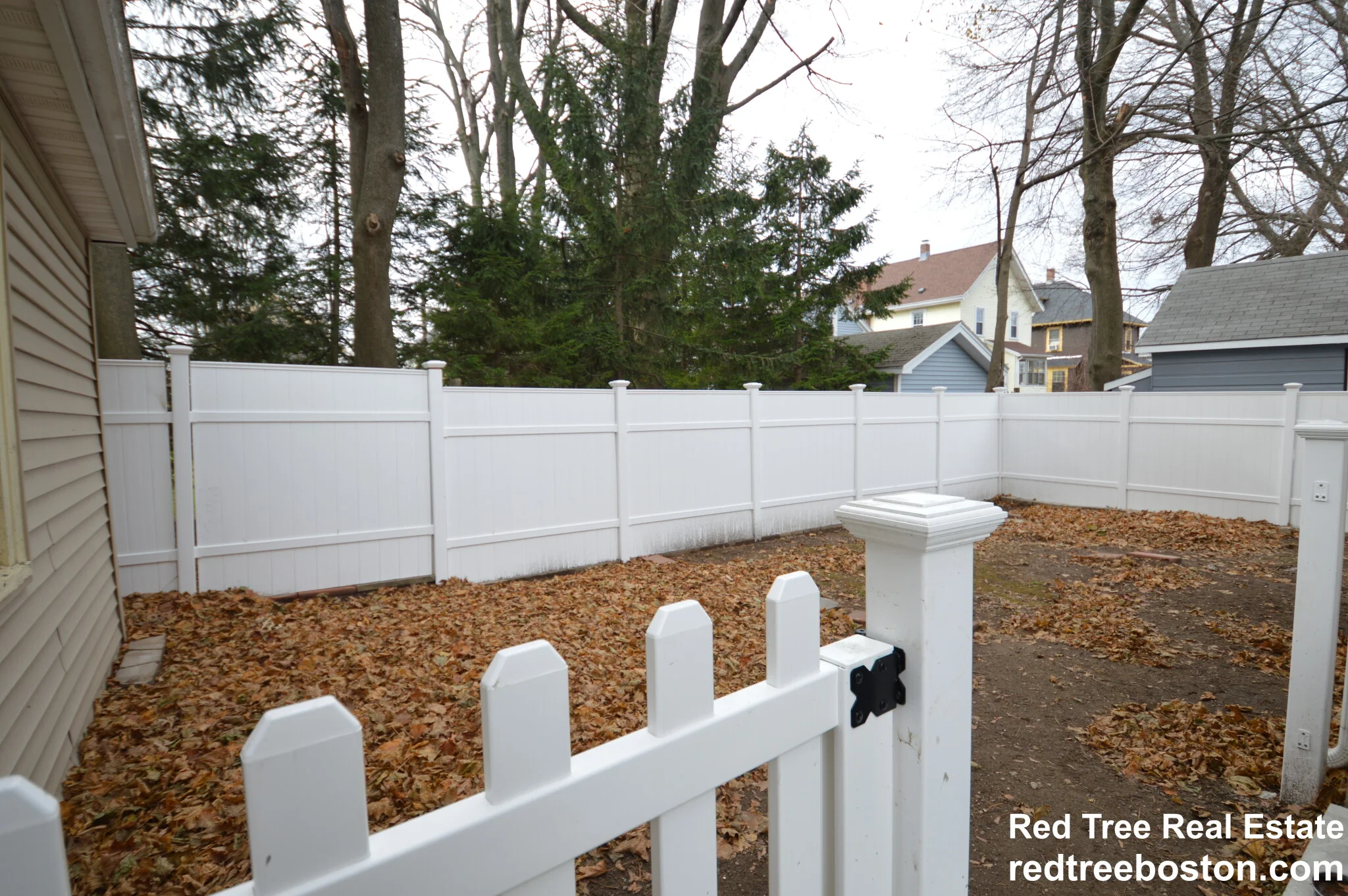 26 Garnet Rd, West Roxbury