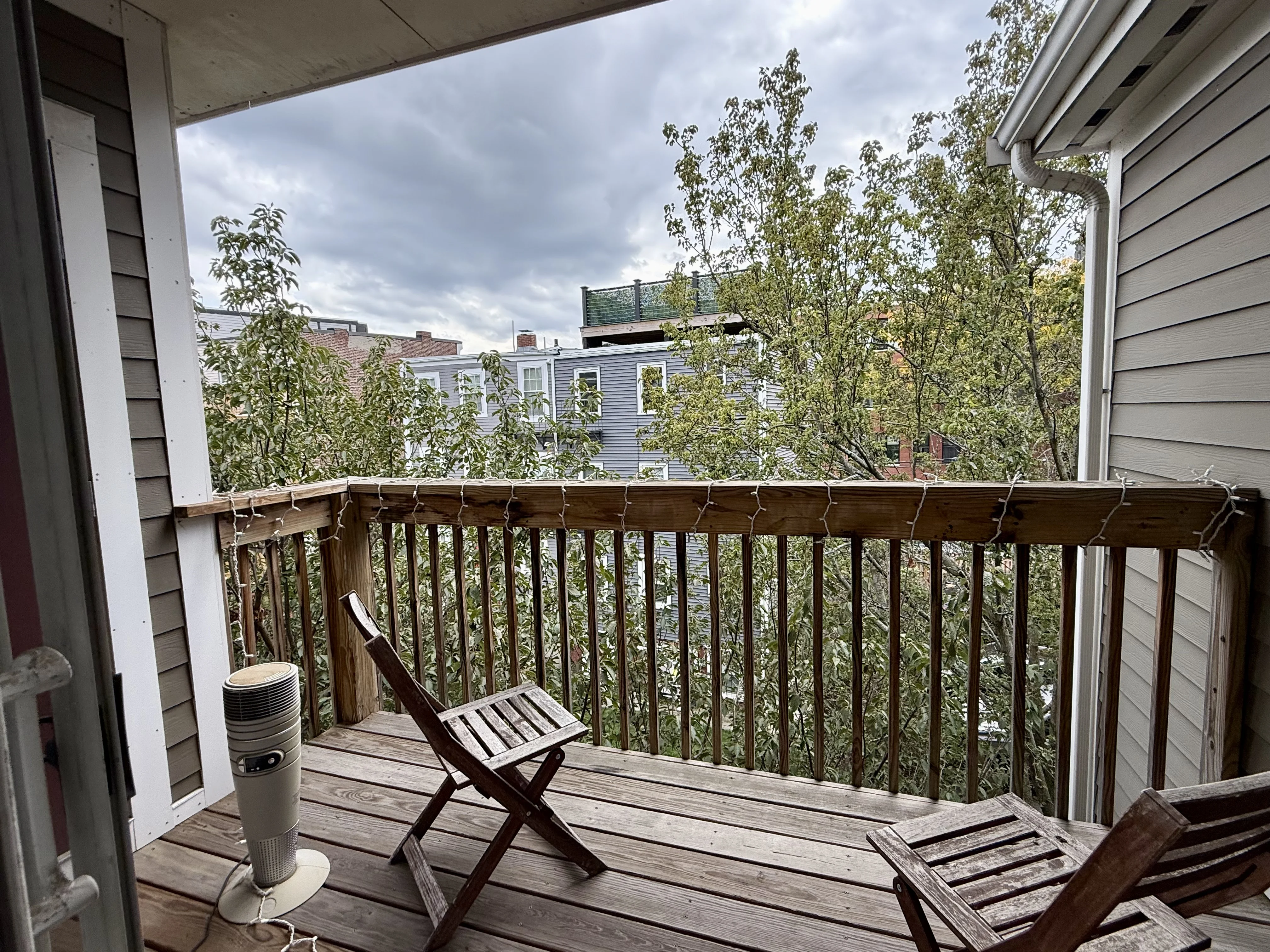 111 West 8th St, South Boston