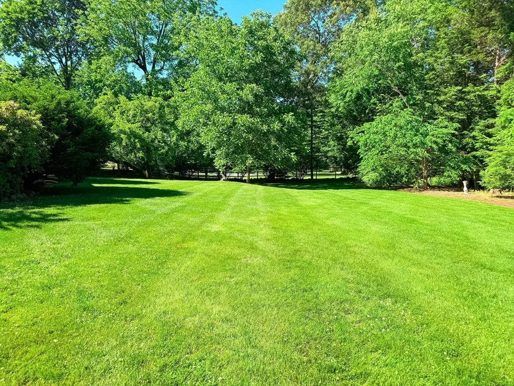 209 Bacon St, Natick