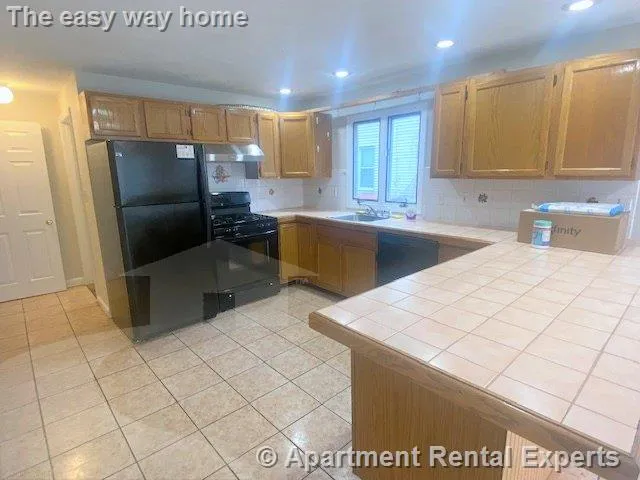 66 Cedar St, Porter Square